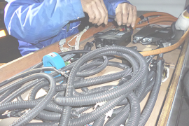 一体、何度この電池BOXを開けたであろうか。