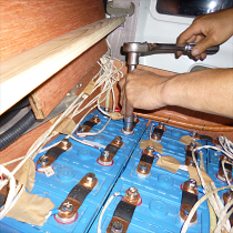 取替後の締め付け確認作業