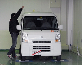 車両重量を測定と各寸法測定