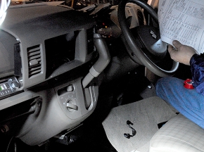 EV化でもチェックランプが正常に動くよう頭をひねる