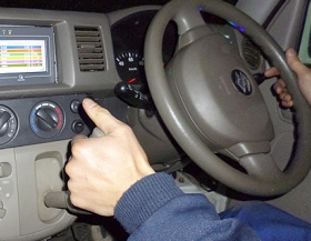 路上での試運転に出発