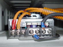 DCDCコンバーターの配線と設置は完了