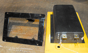 モーターコントローラーのベースとステーを自作