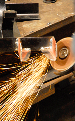 グラインダー作業