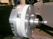 モーター側にマウントプレートを取り付け