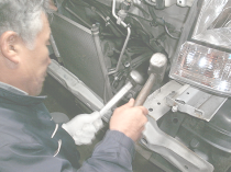 フレームのツメを加工