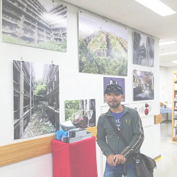 「軍艦島と巨大廃墟たち」パネル展開催中!