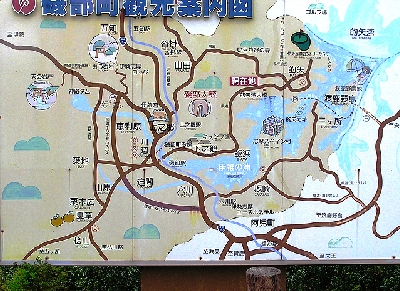磯部町観光案内図は的矢大橋の展望台にあった